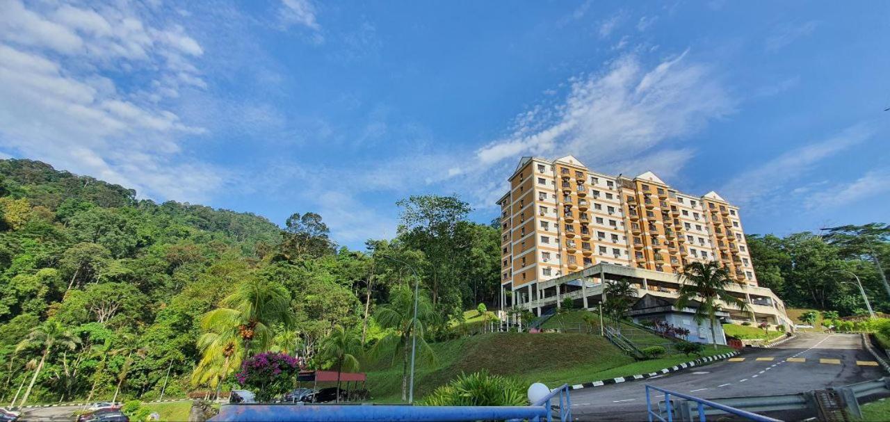 Hilltop Greenview Residence Batu Caves Selayang Exterior photo